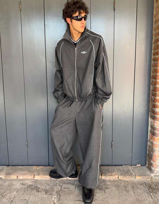 Bershka Oversize-Jacke mit Nadelstreifen in verwaschenem Grau, 3 von 7