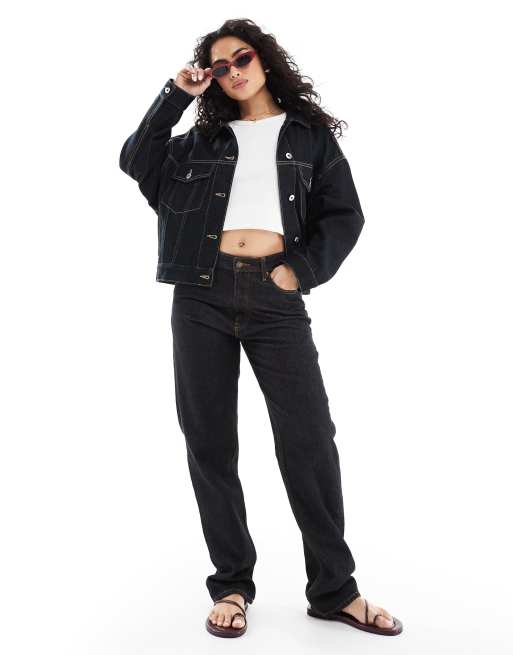 Bershka – Oversize-Jeansjacke in dunkelblauer Waschung, 4 von 4