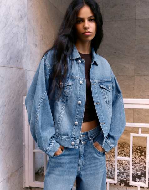 Bershka – Oversize-Jeansjacke in Mittelblau - view 1
