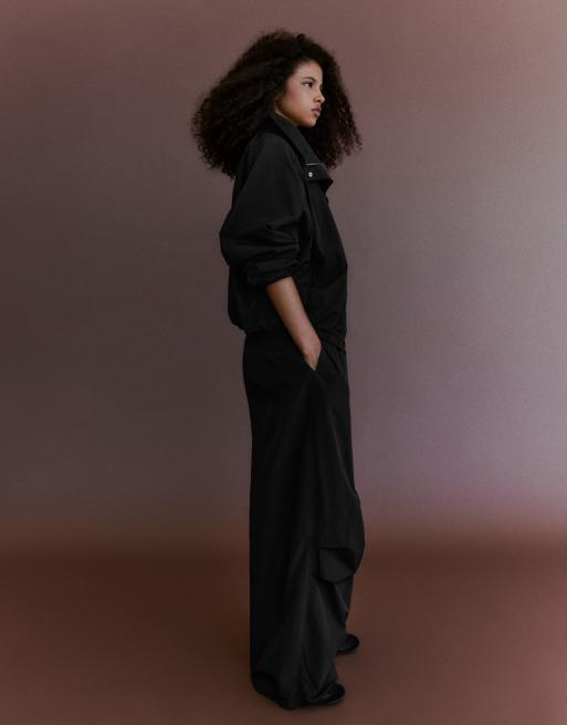 Bershka Oversize nylon batwing sleeve jacket in black, 4 of 5