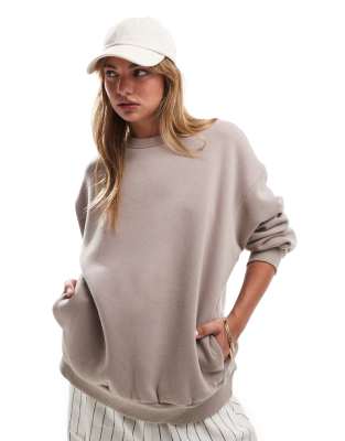 Bershka - Oversize-Sweatshirt in Sand-Neutral