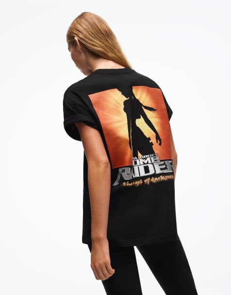Bershka – Oversize-T-Shirt in Schwarz mit Tomb-Raider-Print - view 1