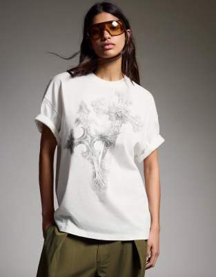 Bershka - Oversize-T-Shirt in Weiß mit Print