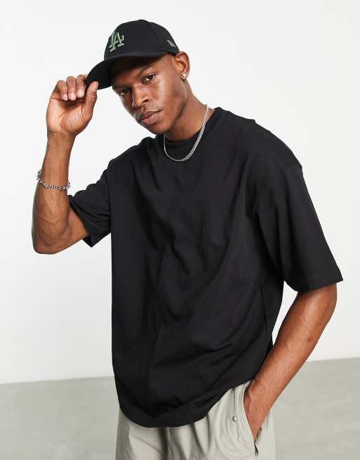 Bershka oversized basic t-shirt in black | ASOS