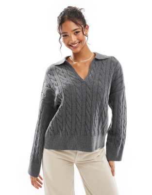 oversized cable knit sweater in dark gray