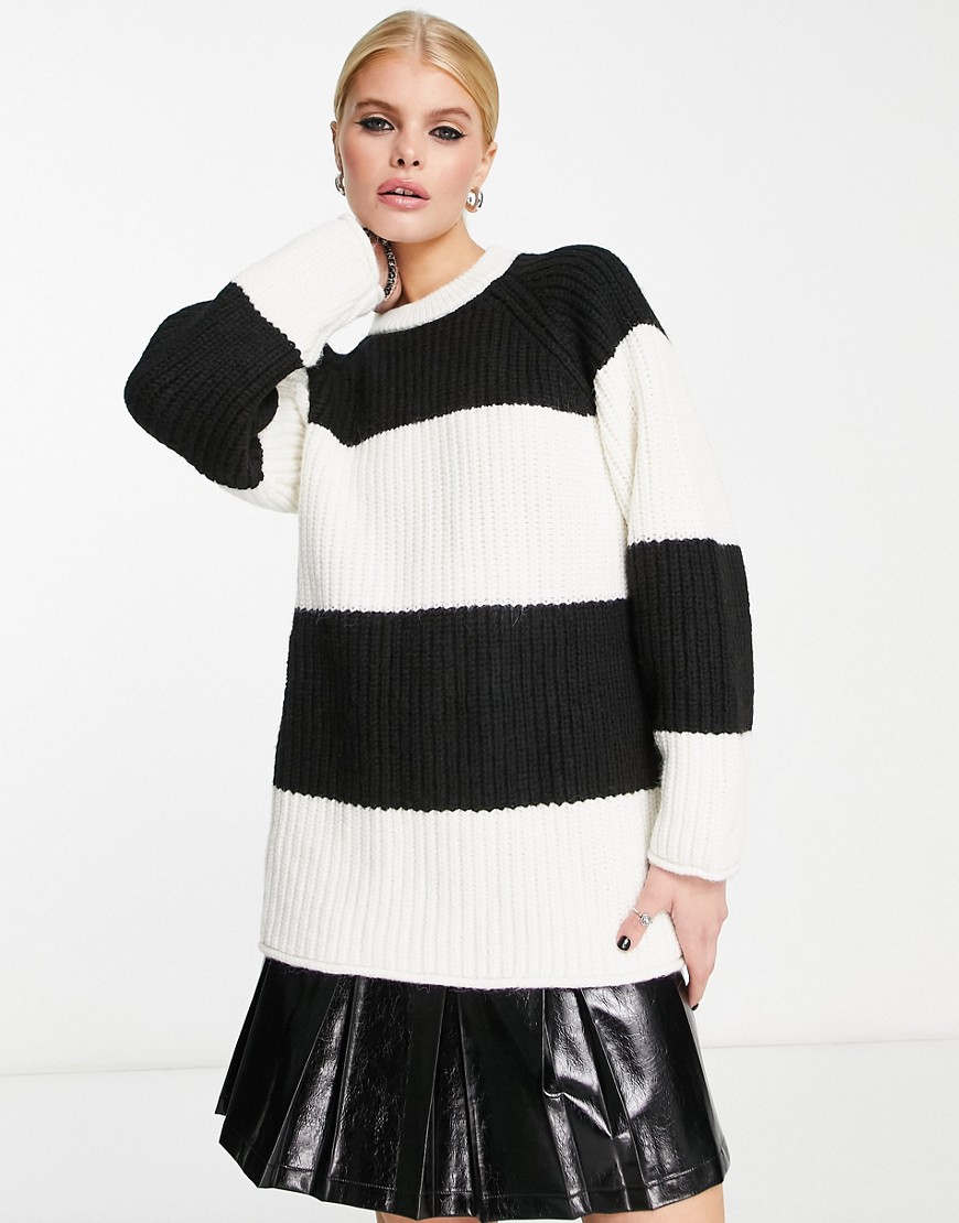 Bershka oversized chunky sweater in thick monochrome stripe-Black