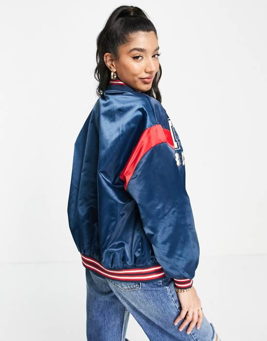 https://images.asos-media.com/products/bershka-oversized-logo-detail-satin-bomber-in-navy/202715426-3?$n_550w$&wid=550&fit=constrain