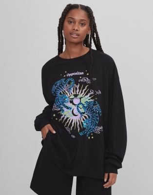 Bershka Oversized Long Sleeve T shirt With Tiger Graphic In Black