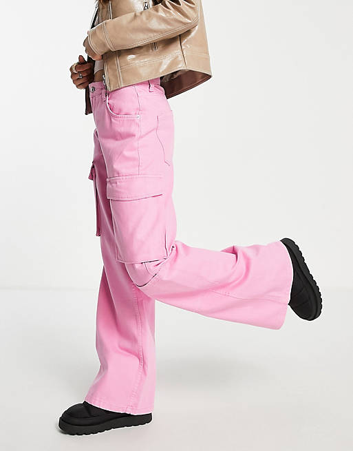  Bershka oversized pocket detail wide leg cargo trouser in pink 
