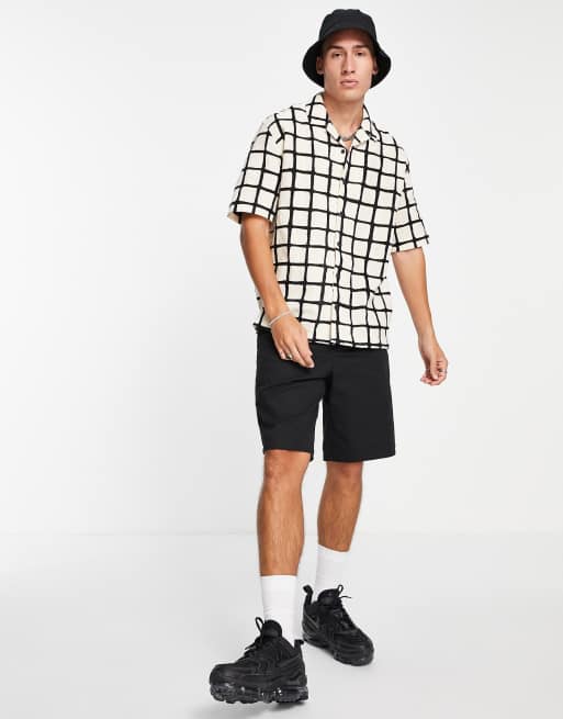 Bershka - Oversized skjorte med sort/hvidt vinduestern