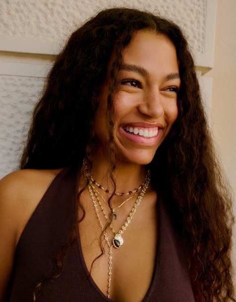 Bershka Pack of stone necklaces in gold - view 1