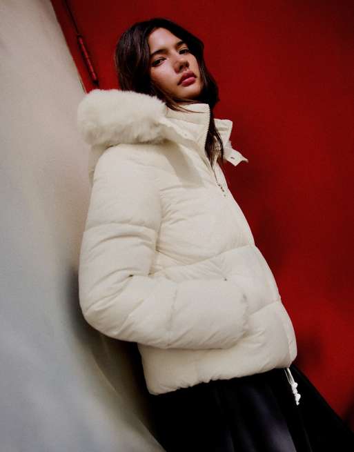 Bershka Padded jacket with fur hood in ecru, 2 of 5