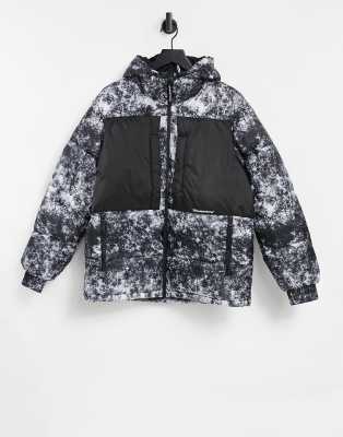 Bershka padded printed puffer jacket in black and white