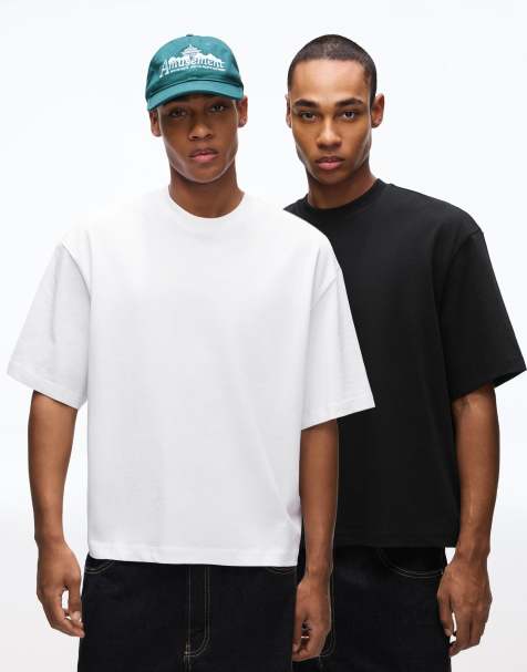 Bershka - Pakke med 2 oversized T-shirts med korte ærmer i sort og hvid i firkantet pasform - view 1