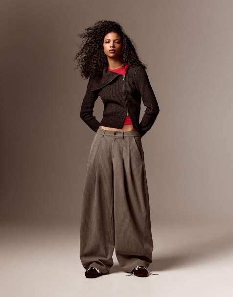 Bershka pantalon barrel avec boucle au dos marron - view 1