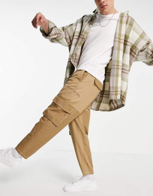 jean cargo beige bershka