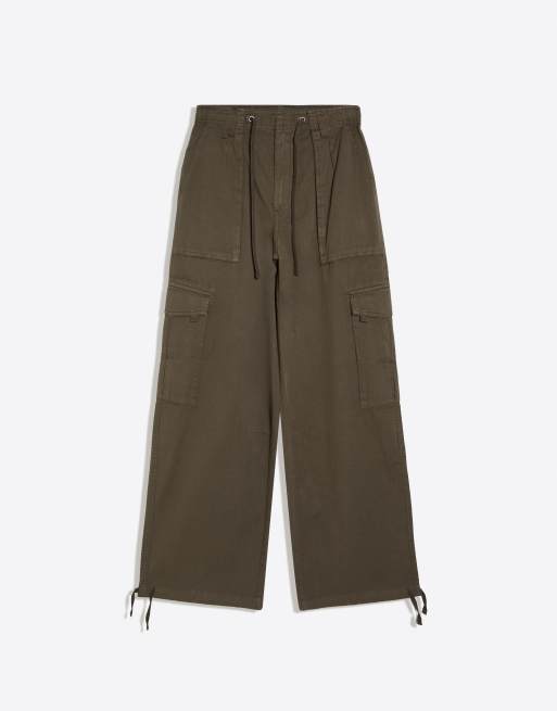 Bershka pantalon cargo parachute beige, 5 de 5