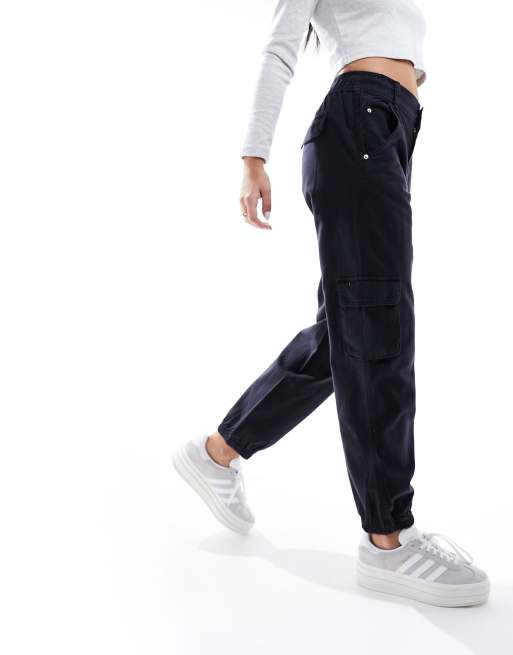 Bershka Pantalon cargo resserré aux chevilles Noir ASOS