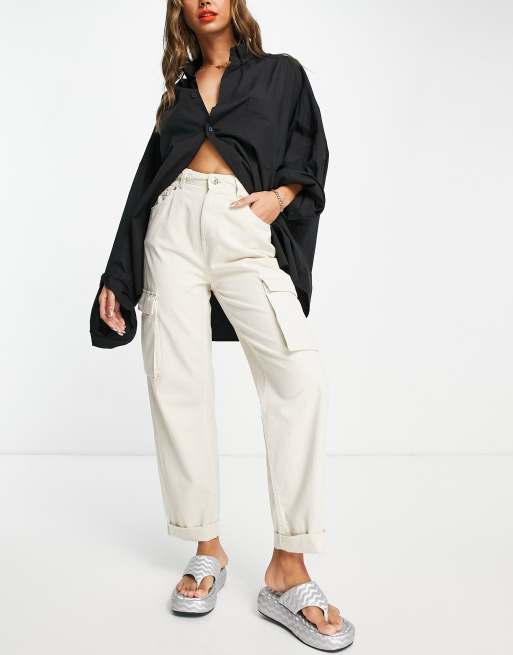 jean cargo beige bershka