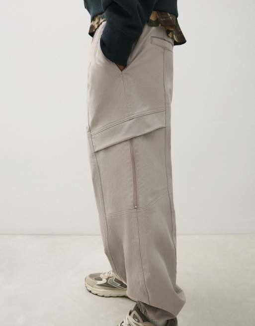Bershka pantalon cargo technique droit gris clair, 3 de 6