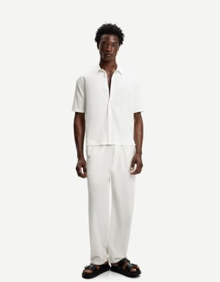 Bershka - Pantalon de jogging baggy plissé - Blanc