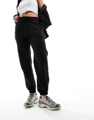 Pantacourt De Jogging Bershka Noir Avec Bandes Bordeaux Et Blanc - Taille M - Polyester - Neuf Avec étiquettes