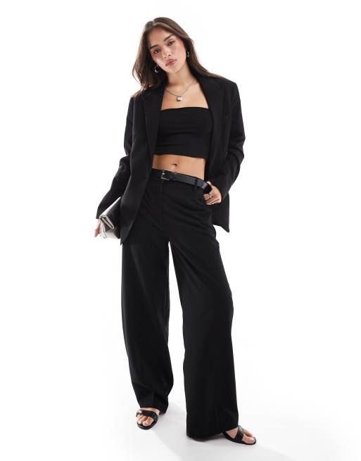 Bershka - Pantalon d'ensemble ajusté coupe ample à ceinture - Noir