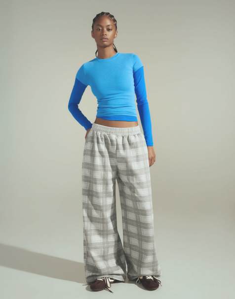 Bershka pantalon en polaire à carreaux gris clair - view 1