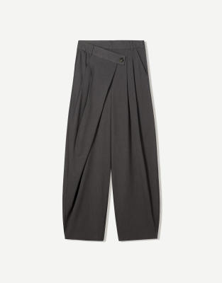 Bershka - Pantalon habillé à taille croisée - Gris