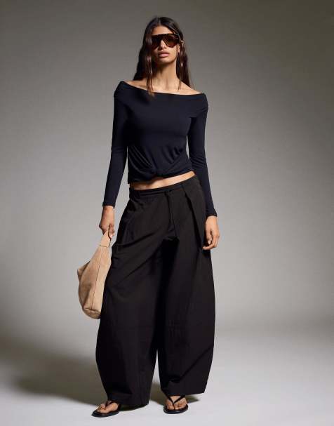 Bershka - Pantalon plissé en tissu technique - Noir - view 1