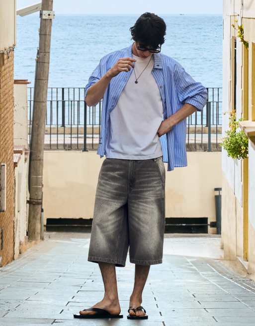 Bershka - Pantaloncini bermuda di jeans stile skater color grigio chiaro, 2 di 4