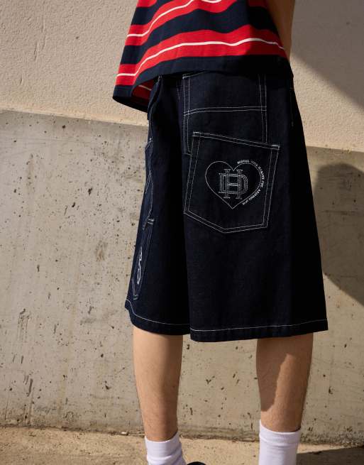 Bershka - Pantaloncini bermuda skater in denim blu a contrasto, 3 di 4