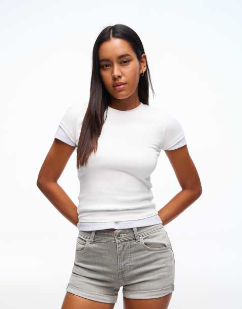 Bershka - Pantaloncini di jeans con risvolto grigio chiaro - view 1