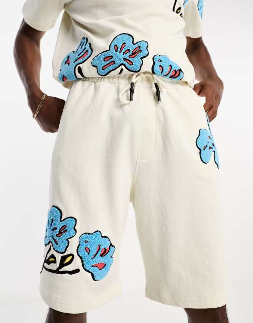 Bershka - Pantaloncini in spugna écru a fiori in coordinato 