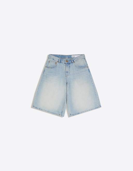 Bershka - Pantaloncini jorts stile bermuda ampi in denim blu medio, 4 di 4