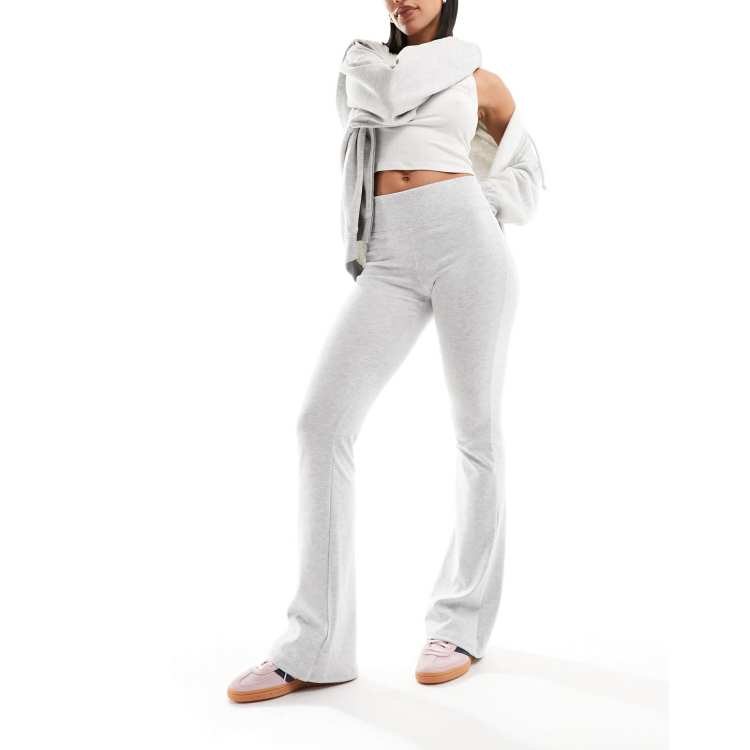 Bershka Pantaloni a zampa grigi a vita alta ASOS