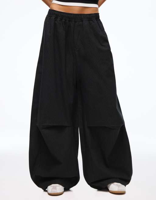 Bershka pantaloni barrel a quadri neri, 4 di 5