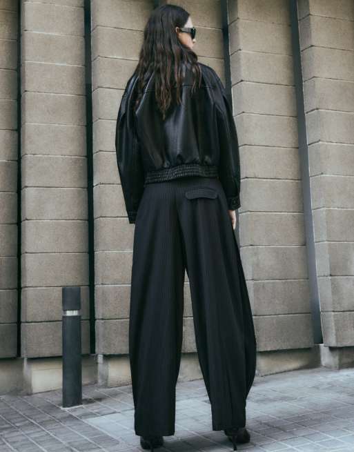 Bershka pantaloni con piega laterale in bianco e nero, 3 di 6
