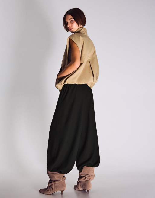 Bershka - Pantaloni da gaucho stile rustico neri, 3 di 4
