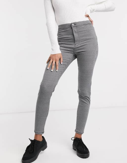 Pantaloni a hot sale quadri bershka