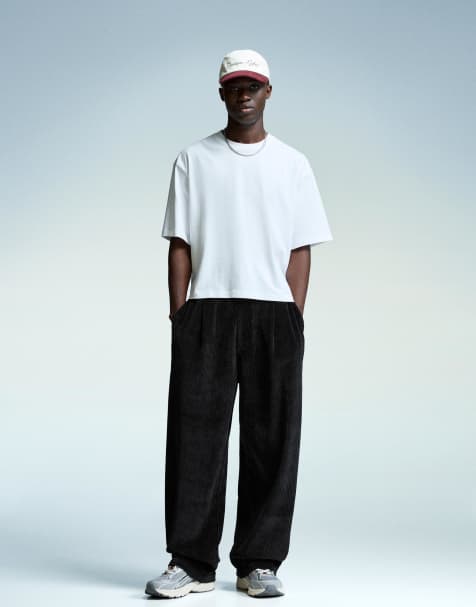 Bershka - Pantaloni super ampi in ciniglia neri - view 1