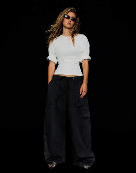 Bershka Parachute-Cargohose in Schwarz - view 1