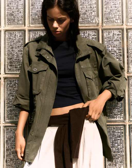Bershka Parka jacket with pockets and funnel neck in khaki, 2 of 5