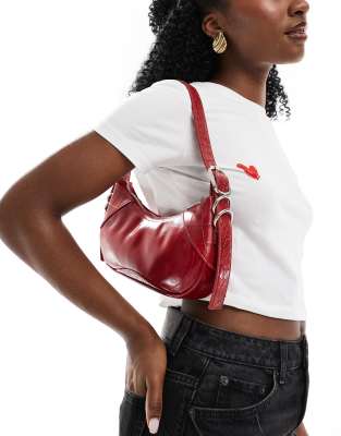 patent faux leather shoulder bag in red