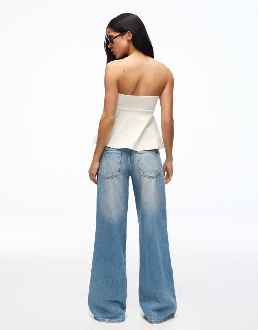 Bershka Peplum bandeau top in white, 3 of 4