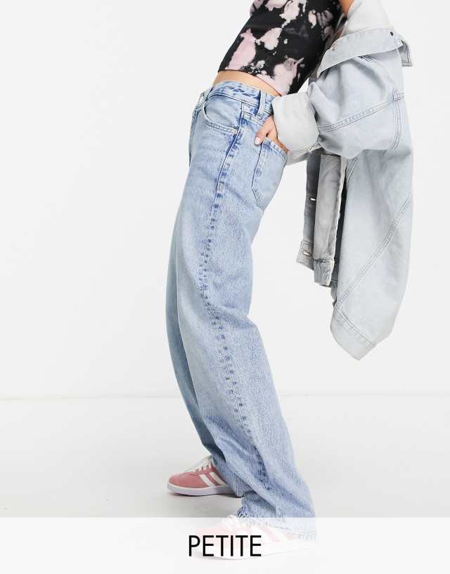 Bershka Petite 90s baggy low rise jeans in vintage blue