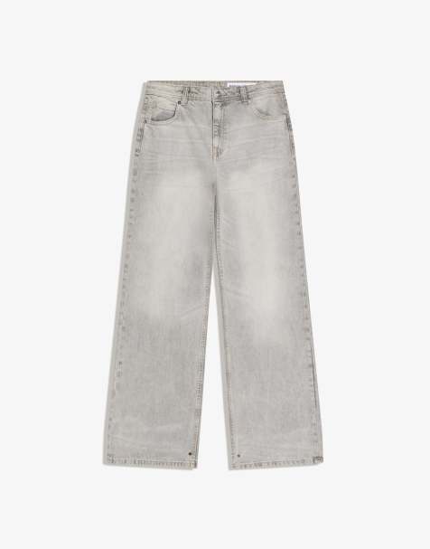 Bershka Petite baggy jeans in light grey