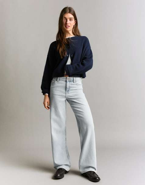 Bershka Petite baggy jeans in mid blue