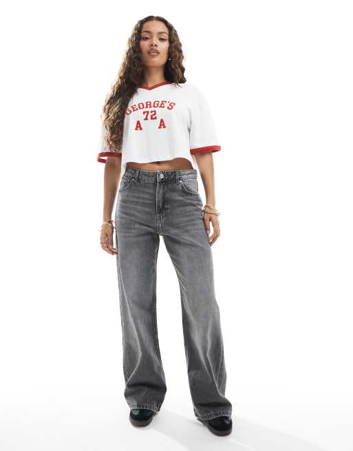 Bershka Petite - Baggy jeans met wijde pijpen in grijs