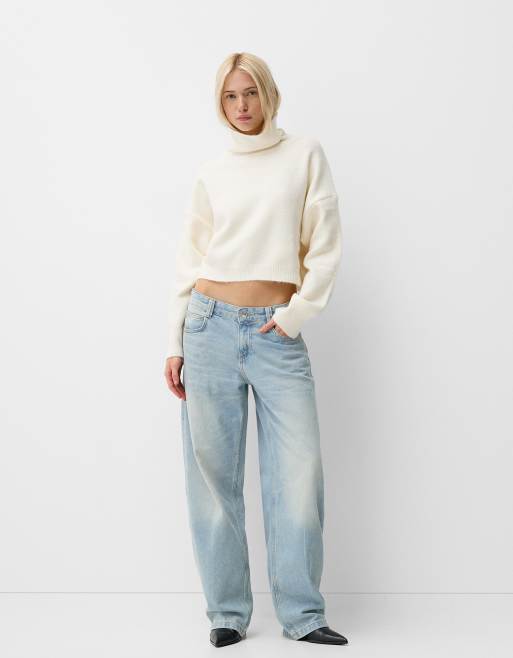 Bershka Petite – Ballonjeans in mittlerer Waschung